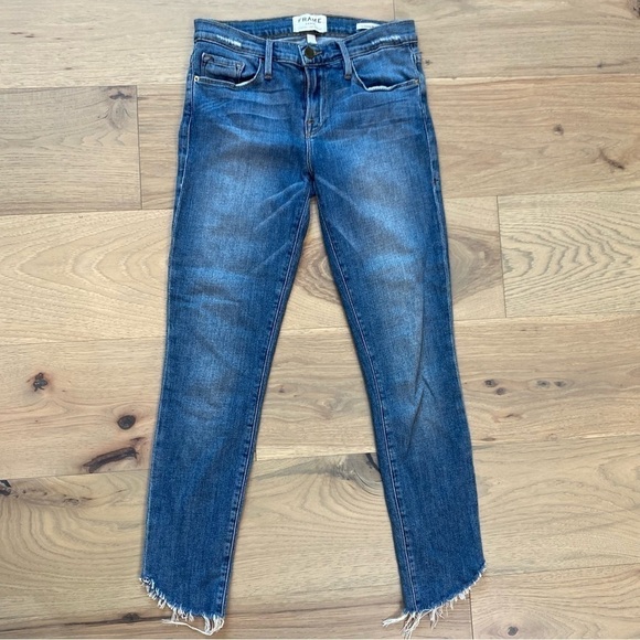 FRAME Le Skinny de Jeanne Jeans Curved Frayed Hem - Picture 2 of 14